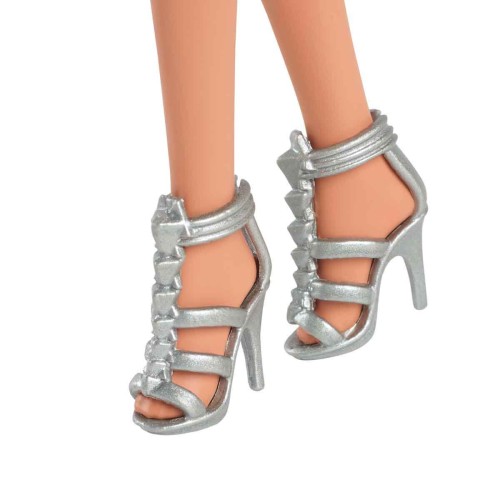 Barbie Deluxe Style Sarı Saçlı Bebek HYV27