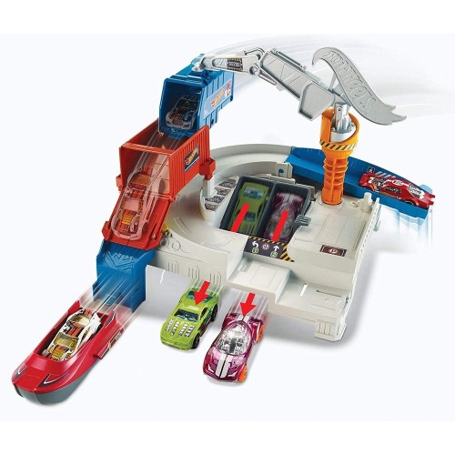 Hot Wheels Efsanevi Macera Temalı Oyun Seti GGF89-GGF90