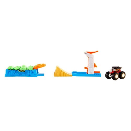 Hot Wheels Monster Trucks Fırlat ve Çarpış Oyun Seti GVK08