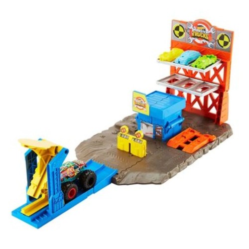 Hot Wheels Patlama İstasyonu Oyun Seti HFB12