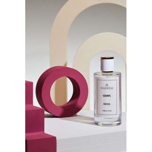 Harrem Karanfil Suyu Yağ Dengeleyici Sivilce Karşıtı Tonik 110 ml Harrem Karanfil Suyu Yağ Dengeleyici Sivilce Karşıtı Tonik 110 ml