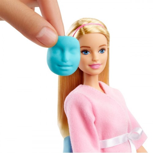 Barbie nin Yüz Bakımı Oyun Seti GJR84