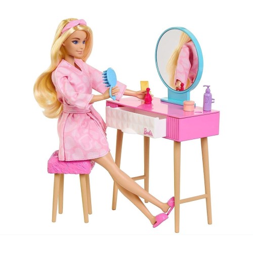 Barbie'nin Yatak Odası Oyun Seti HPT55