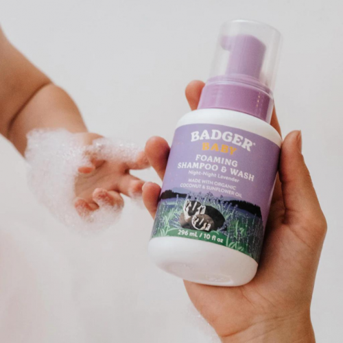 Badger Organik Bebek Saç ve Vücut Gece Köpük Şampuan 300 ml