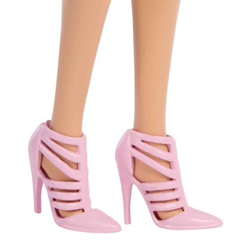 Barbie Deluxe Style Pembe Ceketli Bebek JJN69